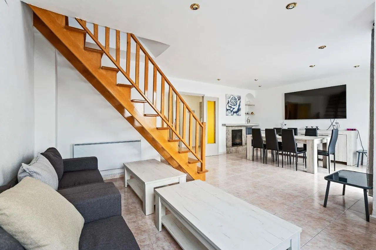 公寓 Welcs Apartamento 105 Emp Cerca Del Mar 艾姆布里亚布拉瓦